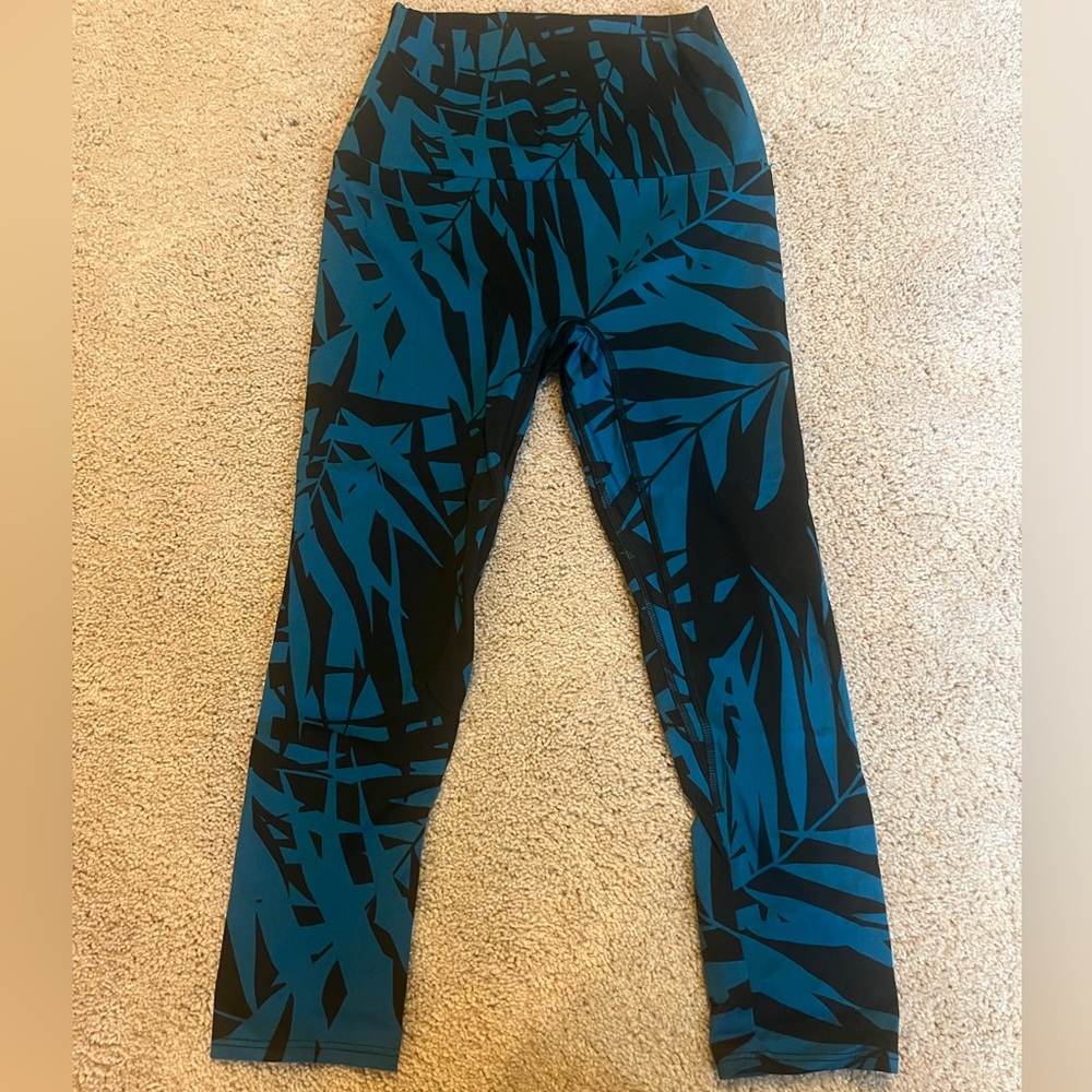 K-Deer Leggings - Picture 2 of 2